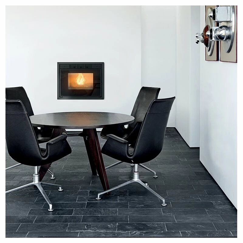 Pelletofen Wassergeführt MCZ VIVO 90 Hydromatic 24 - 24 KW 2 Pelletofen Wassergeführt MCZ VIVO 90 Hydromatic 24 - 24 KW – Bild 2